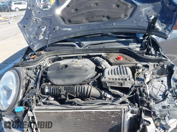 2015 MINI Hardtop 4 Door S with VIN WMWXU3C57FT892179, listed as a IAAI auction lot 42092010 with 95,156 mi miles and . Bid and sale history available at DreamBid. Image 10.