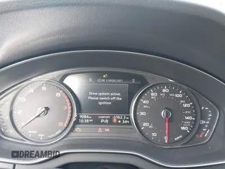 2024 Audi Q5 Premium with VIN WA1ABAFYXR2004201, listed as a IAAI auction lot 40997985 with 9,084 mi miles and . Bid and sale history available at DreamBid. Image 7.