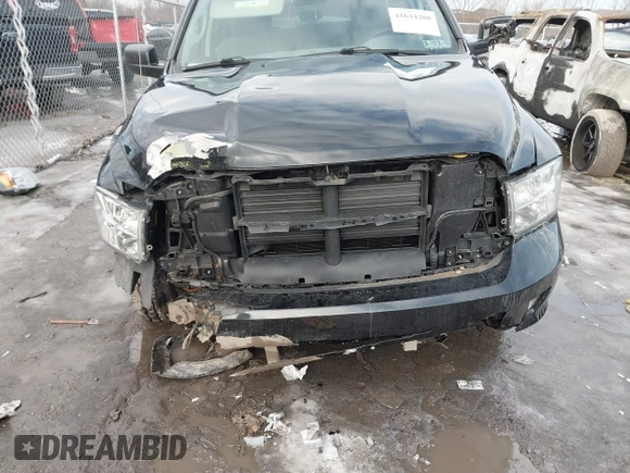 2016 Ram 1500 Express z VIN 1C6RR7FT3GS301732, wystawiony jako IAAI lot #41644208 z przebiegiem 171 693 mil mil oraz . Historia ofert i sprzedaży dostępna na DreamBid. Obrazek 6.