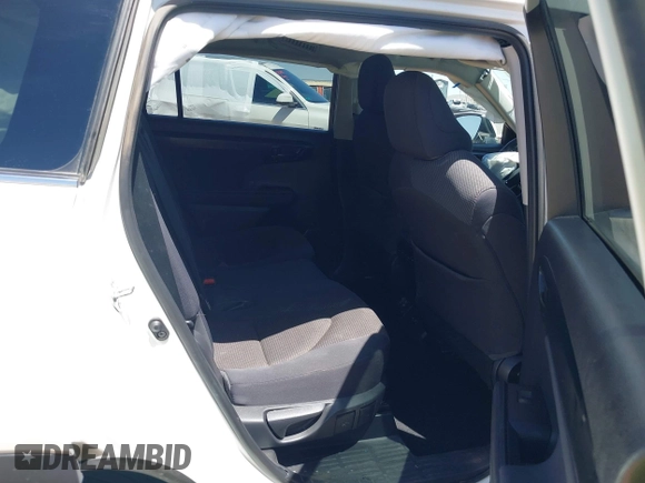 2021 Toyota Highlander L z VIN 5TDZZRAH1MS071300, wystawiony jako IAAI lot #42151244 z przebiegiem 32 780 mil mil oraz . Historia ofert i sprzedaży dostępna na DreamBid. Obrazek 8.