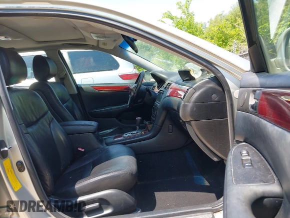 2002 Lexus ES 300 с VIN JTHBF30G925001092, выставлен на аукционе IAAI как лот 42226709 с пробегом 243 528 миль миль и . История ставок и продаж доступна на DreamBid. Изображение 5.