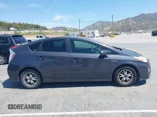 2011 Toyota Prius I with VIN JTDKN3DU5B0250166, listed as a IAAI auction lot 41984071 with 263,991 mi miles. Bid and sale history available at carsss.com. Image 13.