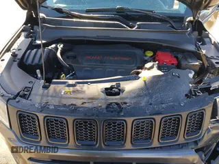 2020 Jeep Compass Latitude с VIN 3C4NJDBB5LT101115, выставлен на аукционе IAAI как лот 41857821 с пробегом 35 550 миль миль и . История ставок и продаж доступна на DreamBid. Изображение 10.