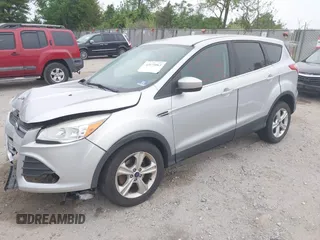 2015 Ford Escape SE z VIN 1FMCU0G73FUB10414, wystawiony jako IAAI lot #42173063 z przebiegiem 120 200 mil mil oraz . Historia ofert i sprzedaży dostępna na DreamBid. Obrazek 18.