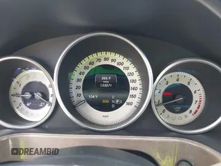 2014 Mercedes-Benz E 350 Sport with VIN WDDHF5KB8EA905977, listed as a IAAI auction lot 42529185 with 133,071 mi miles and . Bid and sale history available at DreamBid. Image 7.