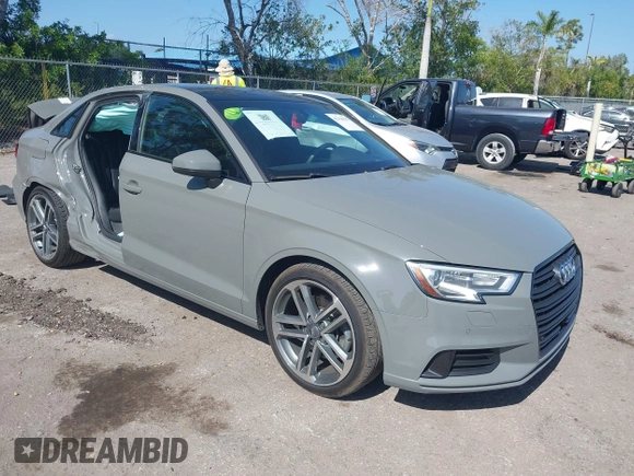 2020 Audi A3 Premium z VIN WAUAUGFFXLA002962, wystawiony jako IAAI lot #42138035 z przebiegiem 22 456 mil mil oraz . Historia ofert i sprzedaży dostępna na DreamBid. Obrazek 1.