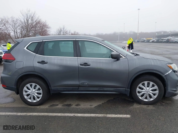 2018 Nissan Rogue S with VIN 5N1AT2MV7JC827941, listed as a IAAI auction lot 41837293 with 88,605 mi miles. Bid and sale history available at carsss.com. Image 14.