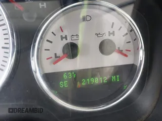 2004 Ford F-150 XLT with VIN 1FTPW14564KC89792, listed as a IAAI auction lot 41658885 with 219,012 mi miles. Bid and sale history available at carsss.com. Image 15.