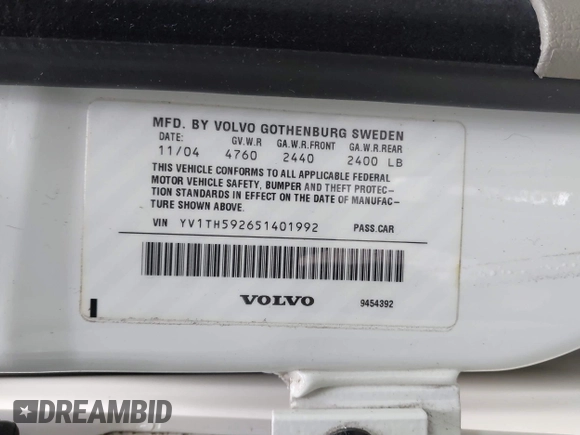 2005 Volvo S80 with VIN YV1TH592651401992, listed as a IAAI auction lot 41488954 with 83,461 mi miles. Bid and sale history available at carsss.com. Image 9.
