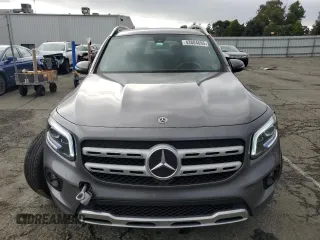 2023 Mercedes-Benz GLB 250 z VIN W1N4M4GB4PW260633, wystawiony jako Copart lot #43804695 z przebiegiem 37 763 mil mil oraz Szkoda całkowita • Salvage title. Historia ofert i sprzedaży dostępna na DreamBid. Obrazek 5.