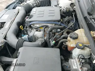 2006 Chevrolet Malibu Maxx LTZ z VIN 1G1ZU63876F141047, wystawiony jako IAAI lot #41739323 z przebiegiem 156 273 mil mil oraz . Historia ofert i sprzedaży dostępna na DreamBid. Obrazek 19.