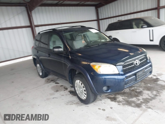 2006 Toyota RAV4 with VIN JTMZD33V266014430, listed as a IAAI auction lot 41820953 with 181,962 mi miles. Bid and sale history available at carsss.com. Image 1.