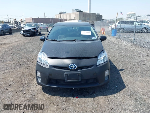 2011 Toyota Prius I with VIN JTDKN3DU8B1433698, listed as a IAAI auction lot 42124404 with 223,576 mi miles. Bid and sale history available at carsss.com. Image 12.