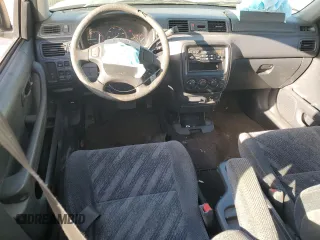 2001 Honda CR-V LX with VIN JHLRD28411S011239, listed as a Copart auction lot 47870585 with 245,931 mi miles and Salvage Title. Bid and sale history available at carsss.com. Image 8.