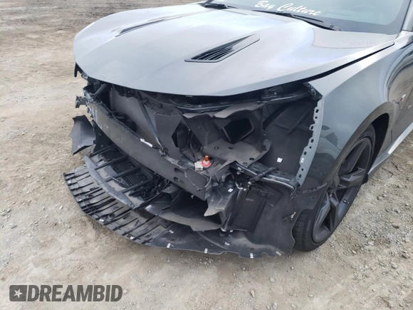 2017 Chevrolet Camaro 2SS with VIN 1G1FG1R73H0176329, listed as a Copart auction lot 73242152 with 23,871 mi miles. Bid and sale history available at carsss.com. Image 9.