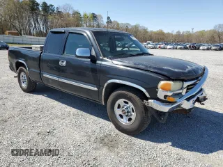 2004 GMC Sierra 1500 SLE with VIN 2GTEC19VX41275970, listed as a Copart auction lot 50577575 with 178,442 mi miles and Salvage Title. Bid and sale history available at DreamBid. Image 4.