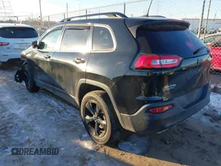 2018 Jeep Cherokee Latitude with VIN 1C4PJMCX0JD554158, listed as a IAAI auction lot 41385917 with 98,823 mi miles and . Bid and sale history available at DreamBid. Image 3.