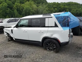 2025 Land Rover Defender S z VIN SALEJ7EX0S2391376, wystawiony jako Copart lot #58788145 z przebiegiem 12 108 mil mil oraz Czysty tytuł • Clean title. Historia ofert i sprzedaży dostępna na DreamBid. Obrazek 2.