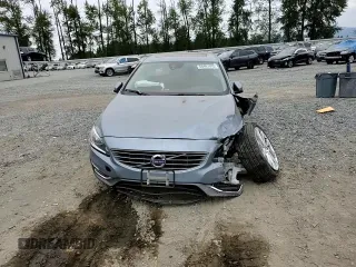2017 Volvo S60 Inscription z VIN LYV402TK4HB127567, wystawiony jako Copart lot #66991914 z przebiegiem Nie podano mil oraz Szkoda całkowita • Salvage title. Historia ofert i sprzedaży dostępna na DreamBid. Obrazek 11.