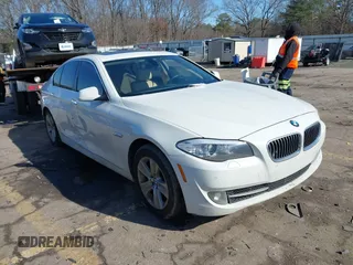 2012 BMW 5 Series 528i with VIN WBAXG5C53CDY30237, listed as a IAAI auction lot 41439943 with 193,180 mi miles. Bid and sale history available at carsss.com. Image 1.