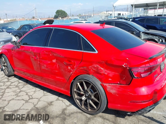 2017 Audi RS 3 с VIN WUABWGFF1H1900197, выставлен на аукционе IAAI как лот 41493934 с пробегом 24 017 миль миль и . История ставок и продаж доступна на DreamBid. Изображение 6.