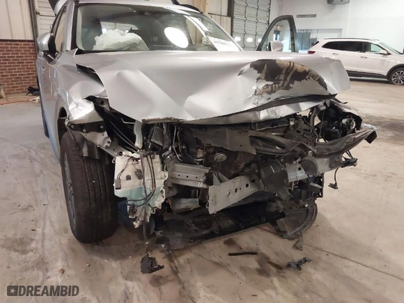 2019 Mazda CX-5 Touring with VIN JM3KFACM7K1551252, listed as a IAAI auction lot 41580918 with NaN miles. Bid and sale history available at carsss.com. Image 6.