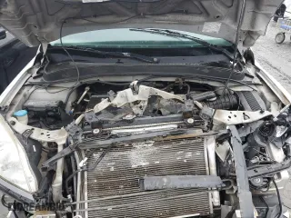 2004 Honda Pilot LX with VIN 2HKYF18124H555240, listed as a Copart auction lot 45273385 with 250,091 mi miles and Salvage Title. Bid and sale history available at carsss.com. Image 11.