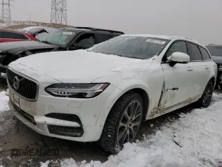 2017 Volvo V90 z VIN YV4A22NL5H1006909, wystawiony jako Copart lot #45657175 z przebiegiem 70 049 mil mil oraz Szkody całkowita. Historia ofert i sprzedaży dostępna na DreamBid. Obrazek 1.