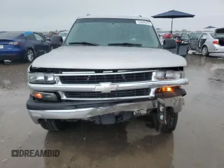 2004 Chevrolet Tahoe LS with VIN 1GNEC13Z24R310768, listed as a Copart auction lot 55886055 with 246,093 mi miles and Salvage title. Bid and sale history available at DreamBid. Image 5.