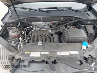 2021 Volkswagen Atlas SE with VIN 1V2NR2CA4MC529207, listed as a IAAI auction lot 42265026 with 53,185 mi miles and . Bid and sale history available at DreamBid. Image 10.