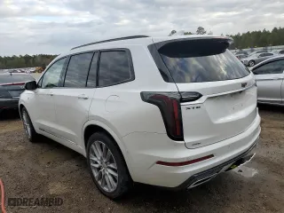 2021 Cadillac XT6 AWD Sport with VIN 1GYKPHRS4MZ209583, listed as a Copart auction lot 66305562 with 19,570 mi miles. Bid and sale history available at carsss.com. Image 3.