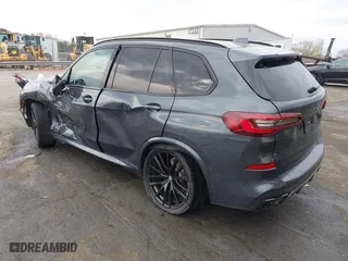 2021 BMW X5 xDrive40i with VIN 5UXCR6C01M9H56800, listed as a IAAI auction lot 41860035 with 51,779 mi miles. Bid and sale history available at carsss.com. Image 3.