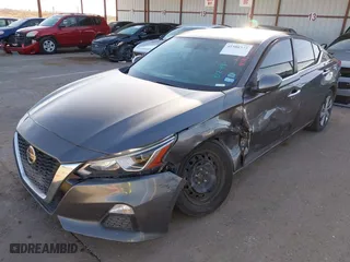2019 Nissan Altima 2.5 S with VIN 1N4BL4BV4KC228106, listed as a IAAI auction lot 41588373 with 83,718 mi miles. Bid and sale history available at carsss.com. Image 17.