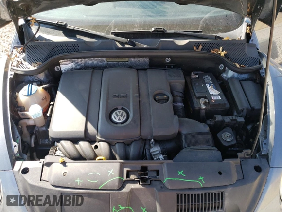 2014 Volkswagen Beetle 2.5L w/Sun with VIN 3VWJP7AT4EM612608, listed as a Copart auction lot 74679104 with 141,559 mi miles and Salvage Title. Bid and sale history available at DreamBid. Image 11.