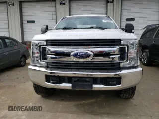2017 Ford Super Duty F-250 SRW Lariat with VIN 1FT7W2B68HEE84623, listed as a Copart auction lot 46884095 with 133,015 mi miles and Salvage Title. Bid and sale history available at carsss.com. Image 5.