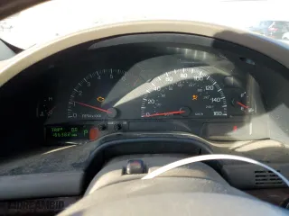 2002 Lincoln LS w/Base Pkg with VIN 1LNHM86S62Y705173, listed as a Copart auction lot 87208774 with 166,382 mi miles and Clean Title. Bid and sale history available at carsss.com. Image 9.