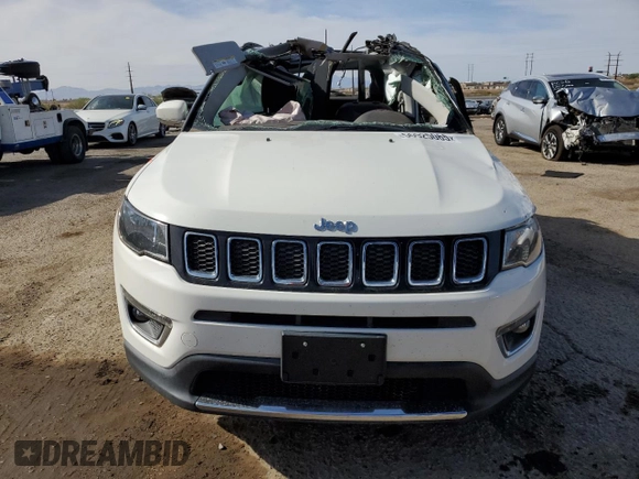 2017 Jeep Compass Limited z VIN 3C4NJDCB9HT664979, wystawiony jako Copart lot #56925065 z przebiegiem 62 777 mil mil oraz Szkoda całkowita • Salvage title. Historia ofert i sprzedaży dostępna na DreamBid. Obrazek 5.
