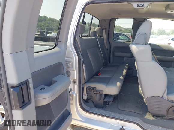 2007 Ford F-150 XL with VIN 1FTPX12V67NA53288, listed as a IAAI auction lot 42662176 with 203,752 mi miles and . Bid and sale history available at DreamBid. Image 8.