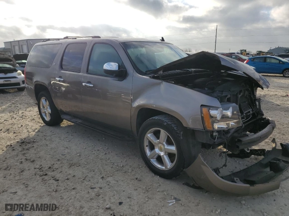 2012 Chevrolet Suburban LT with VIN 1GNSCJE01CR189683, listed as a Copart auction lot 46919695 with 194,079 mi miles and Salvage Title. Bid and sale history available at carsss.com. Image 4.