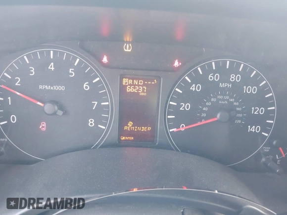 2020 Nissan NV Cargo SV z VIN 1N6BF0LY3LN811787, wystawiony jako IAAI lot #41826864 z przebiegiem 66 237 mil mil oraz . Historia ofert i sprzedaży dostępna na DreamBid. Obrazek 7.