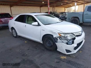 2012 Toyota Camry Hybrid XLE with VIN 4T1BD1FK0CU036890, listed as a IAAI auction lot 41038129 with 152,355 mi miles. Bid and sale history available at carsss.com. Image 1.