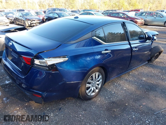 2019 Nissan Altima 2.5 S with VIN 1N4BL4BV2KC136380, listed as a IAAI auction lot 41016691 with 59,248 mi miles. Bid and sale history available at carsss.com. Image 4.