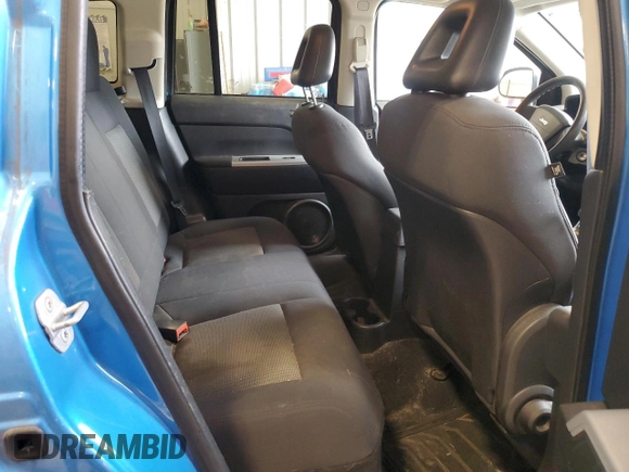 2008 Jeep Compass Sport with VIN 1J8FT47W48D795215, listed as a Copart auction lot 52380185 with 149,164 mi miles and Clean Title. Bid and sale history available at carsss.com. Image 11.