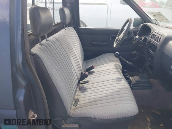 1994 Nissan Frontier z VIN 1N6SD11S4RC322264, wystawiony jako IAAI lot #41325955 z przebiegiem 153 524 mil mil oraz . Historia ofert i sprzedaży dostępna na DreamBid. Obrazek 8.
