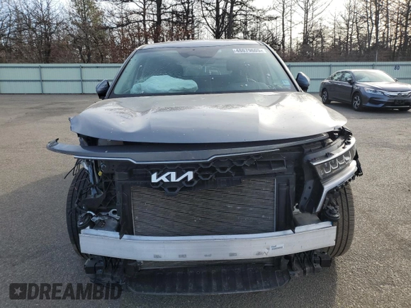 2022 Kia Sorento LX with VIN 5XYRG4LC6NG132519, listed as a Copart auction lot 48679605 with 23,437 mi miles and Salvage Title. Bid and sale history available at carsss.com. Image 5.