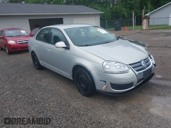 2010 Volkswagen Jetta S с VIN 3VWJZ7AJ5AM089487, выставлен на аукционе IAAI как лот 42316678 с пробегом 148 571 миль миль и . История ставок и продаж доступна на DreamBid. Изображение 1.