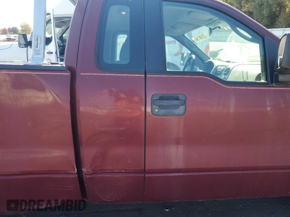 2005 Ford F-150 XL with VIN 1FTRF12W65KC58208, listed as a Copart auction lot 82281114 with 129,774 mi miles and Salvage title. Bid and sale history available at DreamBid. Image 10.