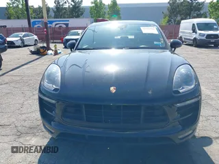 2018 Porsche Macan GTS z VIN WP1AG2A53JLB61723, wystawiony jako IAAI lot #42216769 z przebiegiem 90 234 mil mil oraz . Historia ofert i sprzedaży dostępna na DreamBid. Obrazek 12.