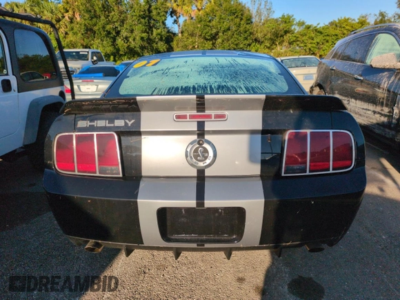 2007 Ford Mustang Shelby GT500 z VIN 1ZVHT88S975325819, wystawiony jako Copart lot #75202244 z przebiegiem Nie podano mil oraz Szkoda całkowita • Salvage title. Historia ofert i sprzedaży dostępna na DreamBid. Obrazek 6.