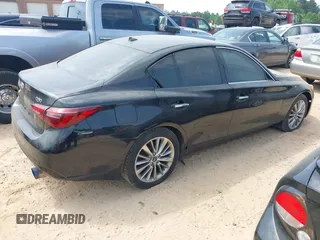 2018 Infiniti Q50 3.0t Luxe with VIN JN1EV7AR1JM611505, listed as a IAAI auction lot 42158718 with 111,495 mi miles. Bid and sale history available at carsss.com. Image 4.
